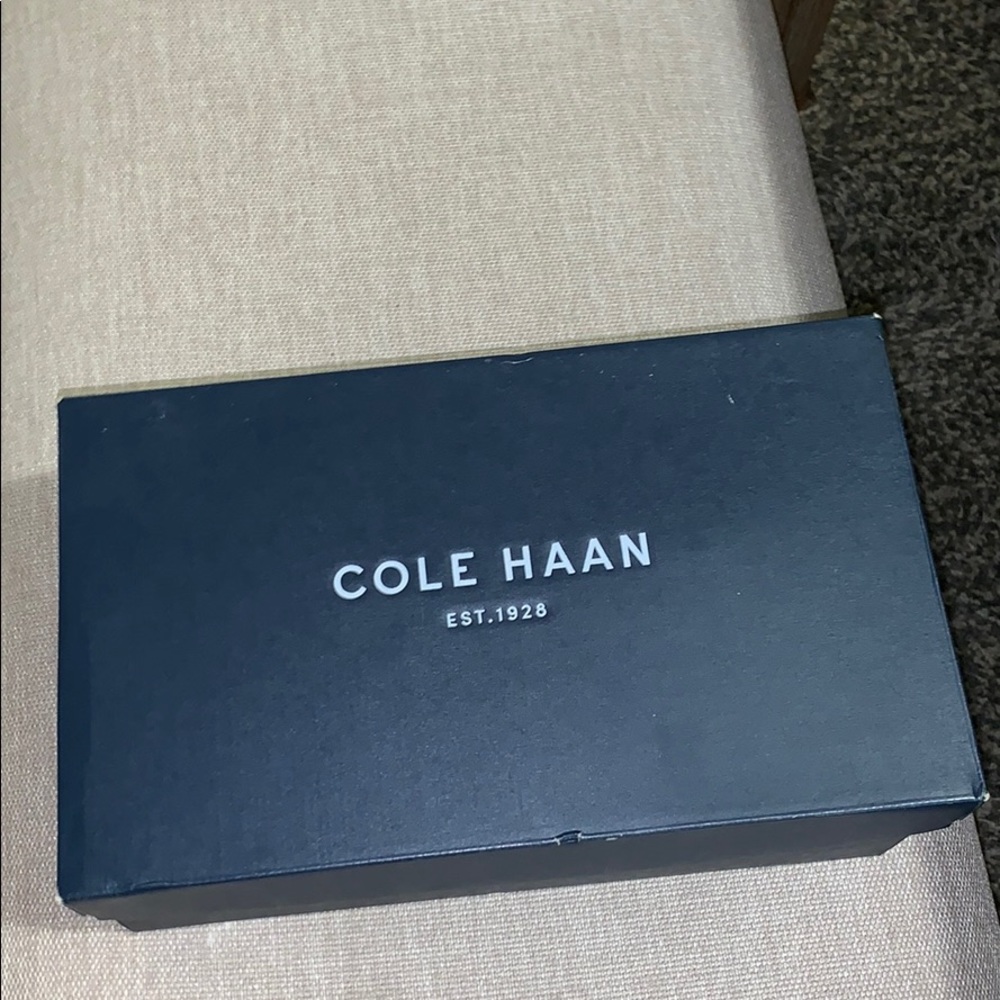 Cole Haan Black Small Pump